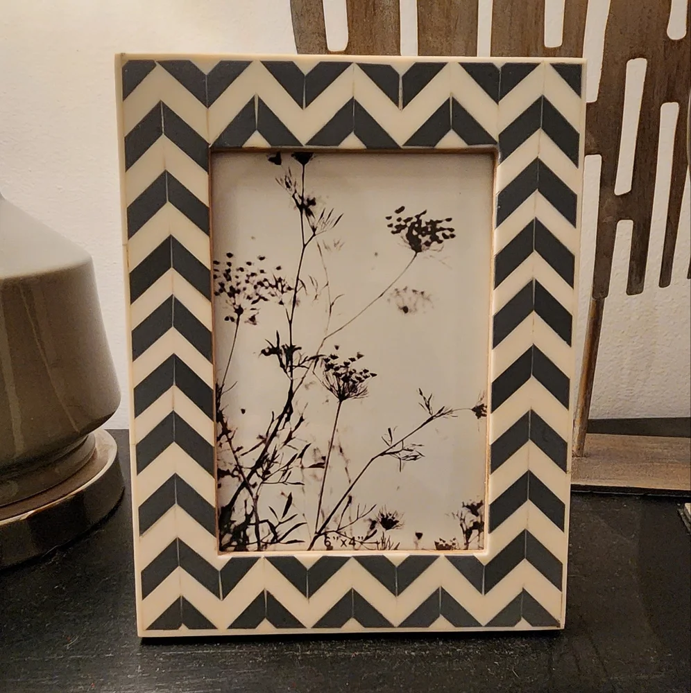 Sagebrook‎ Home Chevron Picture Frame